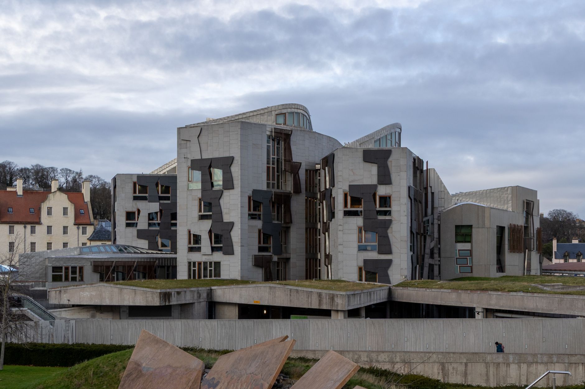 modern architecture of scottish parliament in edinburgh